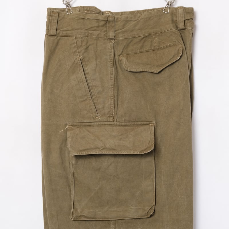 最初期 比翼 メタルボタン フランス軍 M47 前期 フレンチミリタリー 最初期 比翼 メタルボタン フランス軍 M47 前期 フレンチミリタリー