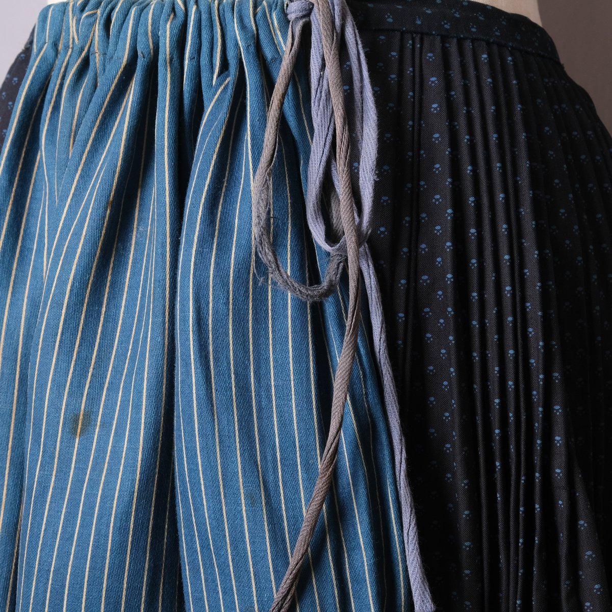 1940s Hungarian Vintage indigo Cotton Skirt 2