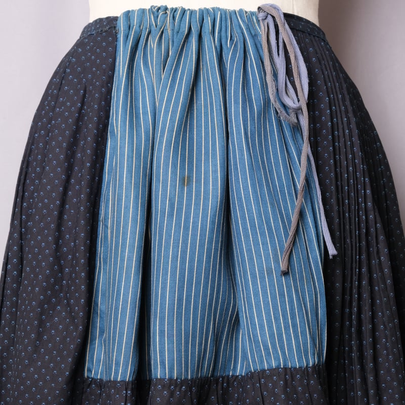 1940s Hungarian Vintage indigo Cotton Skirt 2