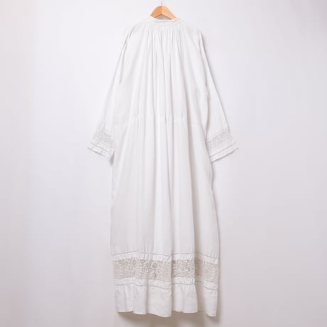 Early 1900s France  Antique Linen Church Smock 2