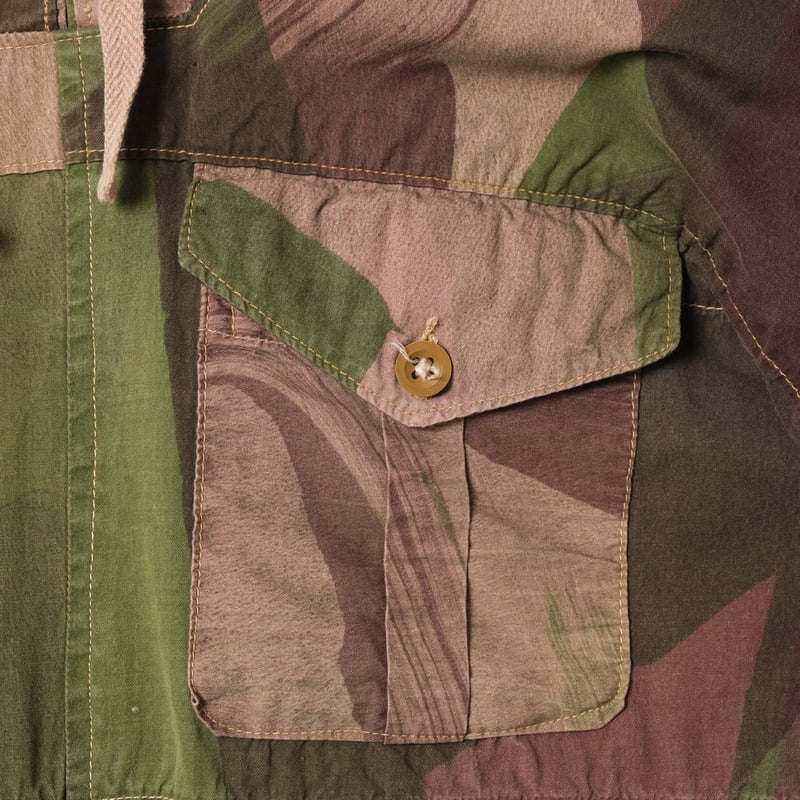 British Army SAS Brush Stroke Camouflaged Smock British Army SAS Brush Stroke Camouflaged Smock