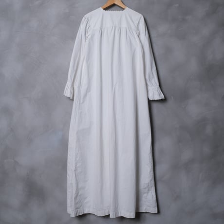 Early 1900s French Antique Cotton Night Dress ①