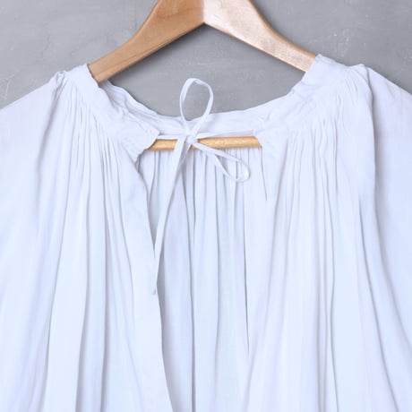 ~1930s  French Antique Linen Church Smock ①