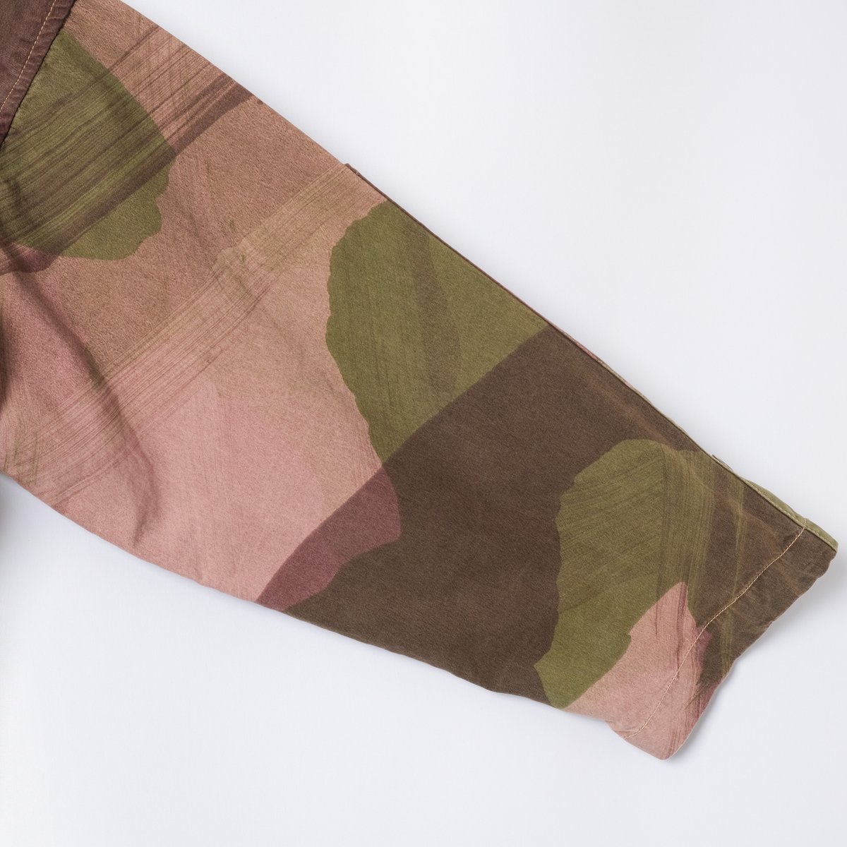 British Army SAS Brush Stroke Camouflaged Smock British Army SAS Brush Stroke Camouflaged Smock