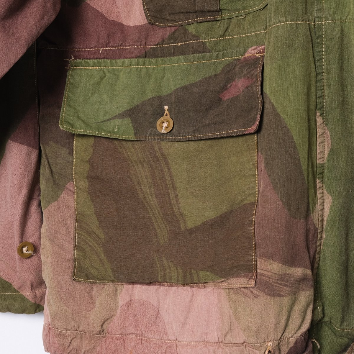 British Army SAS Brush Stroke Camouflaged Smock British Army SAS Brush Stroke Camouflaged Smock