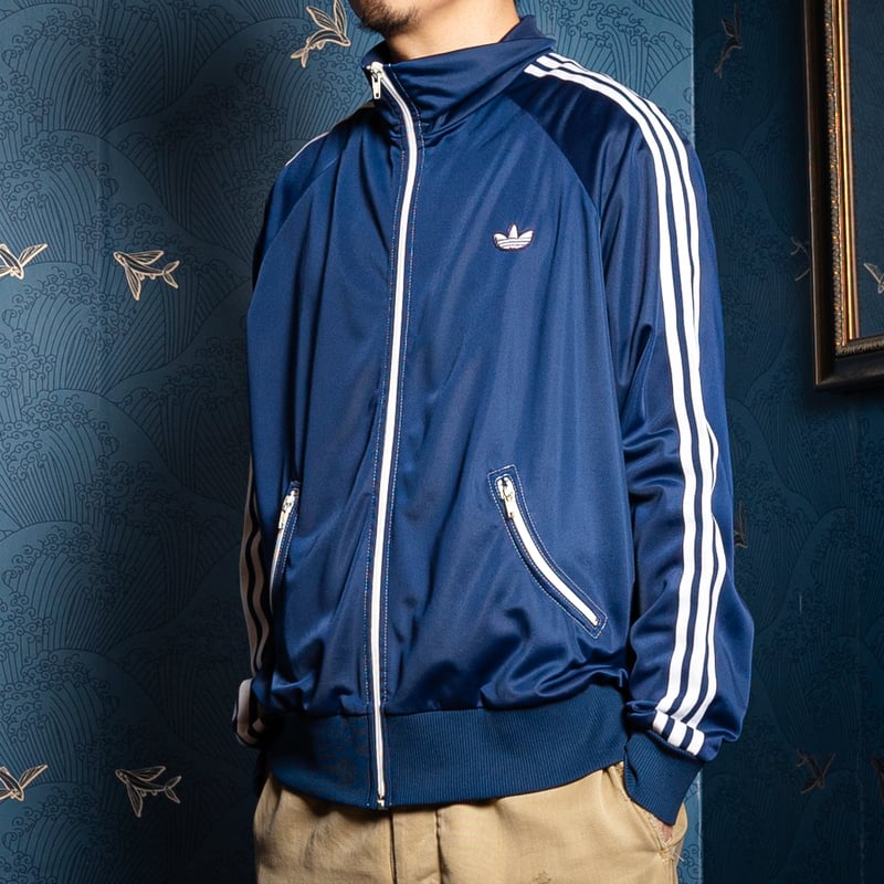 80s adidas 曲がりポケットトラックジャケット smile pocket 80s アディダス ハンガリー製 曲がりポケット ヴィンテージトラック