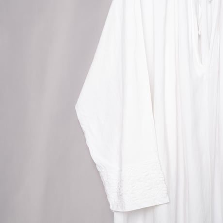 Early 1900s France  Antique Linen Church Smock