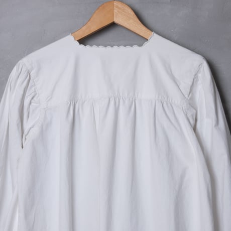 Early 1900s French Antique Cotton Night Dress ①