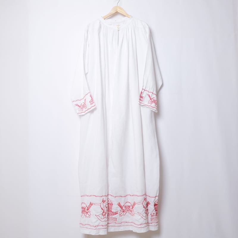 40s Austria Vintage Linen Church Smock | Ugla 40s Austria Vintage Linen Church Smock | Ugla