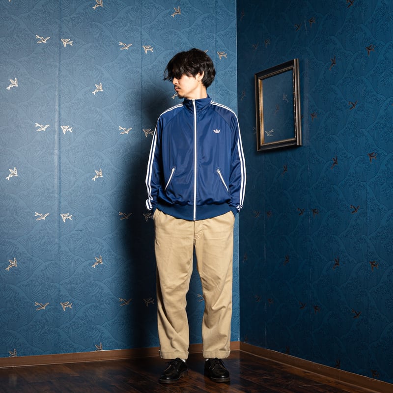 80s adidas 曲がりポケットトラックジャケット smile pocket 80s adidas 曲がりポケットトラックジャケット smile pocket 【公式通販】