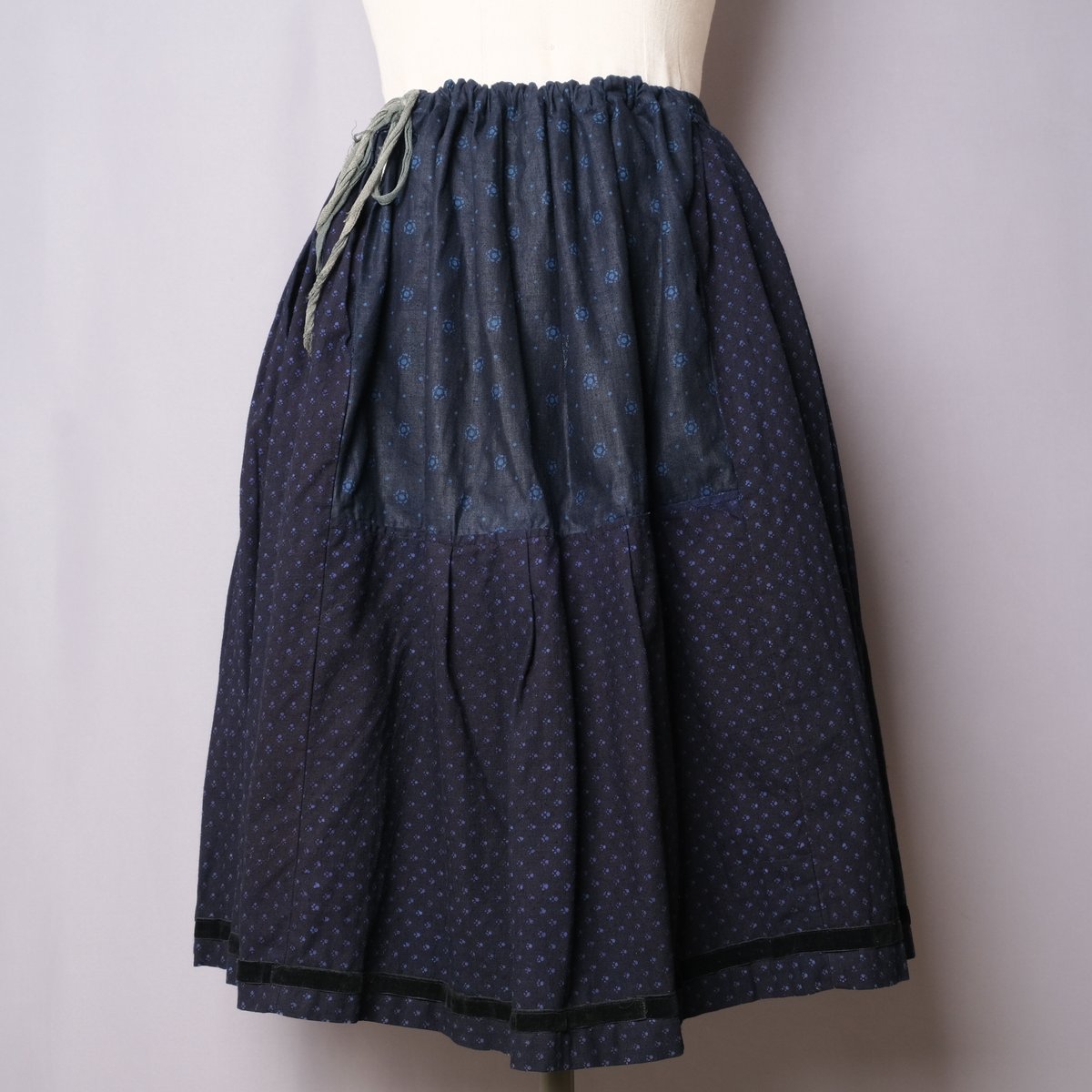1940s Hungarian Vintage indigo Cotton Skirt 1 1940s Hungarian Vintage indigo Cotton Skirt 1