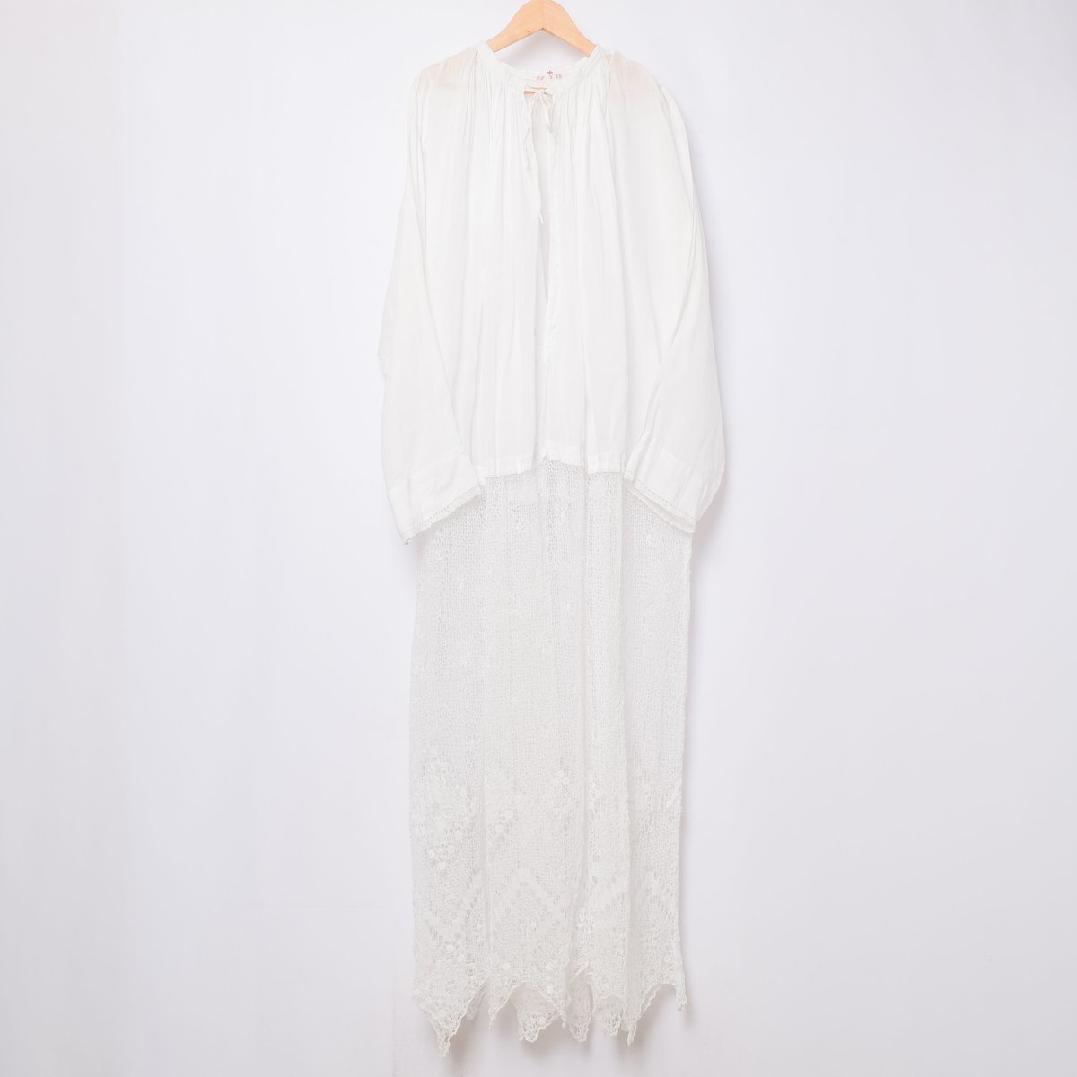 Early 1900s France Antique Linen Church Smock Early 1900s France Antique Linen Church Smock