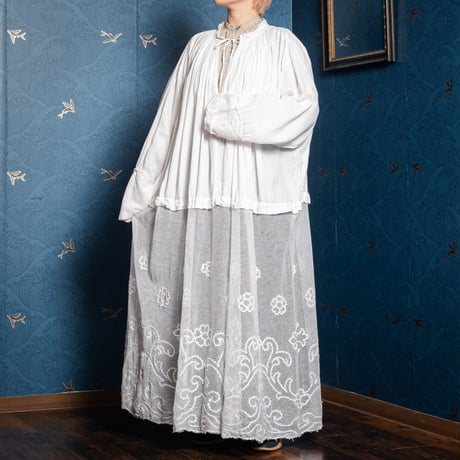 Early 1900s France  Antique Cotton Church Smock