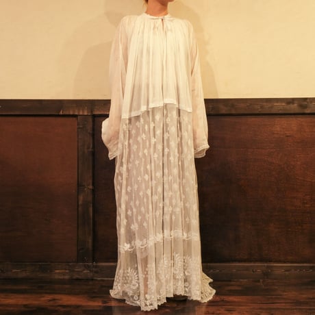 ~1920s  French  Linen Church Smock  3