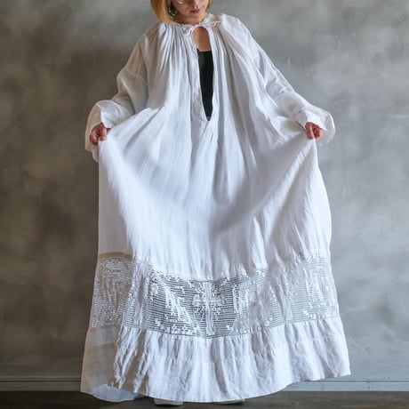 ~1930s  French Antique Linen Church Smock ①