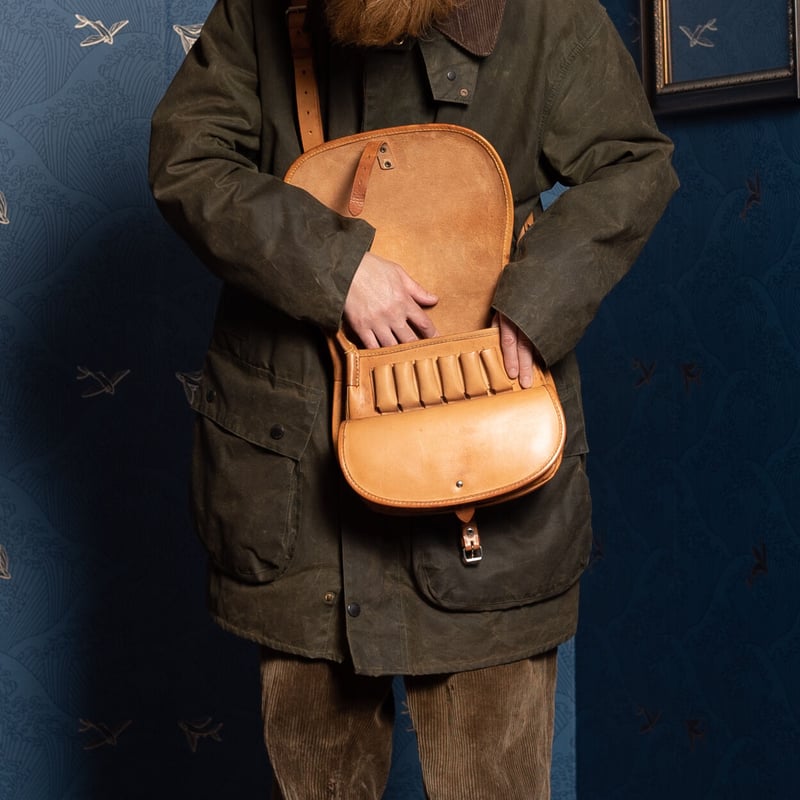 France Vintage Leather Hunting Bag | Ugla パンと古着と本