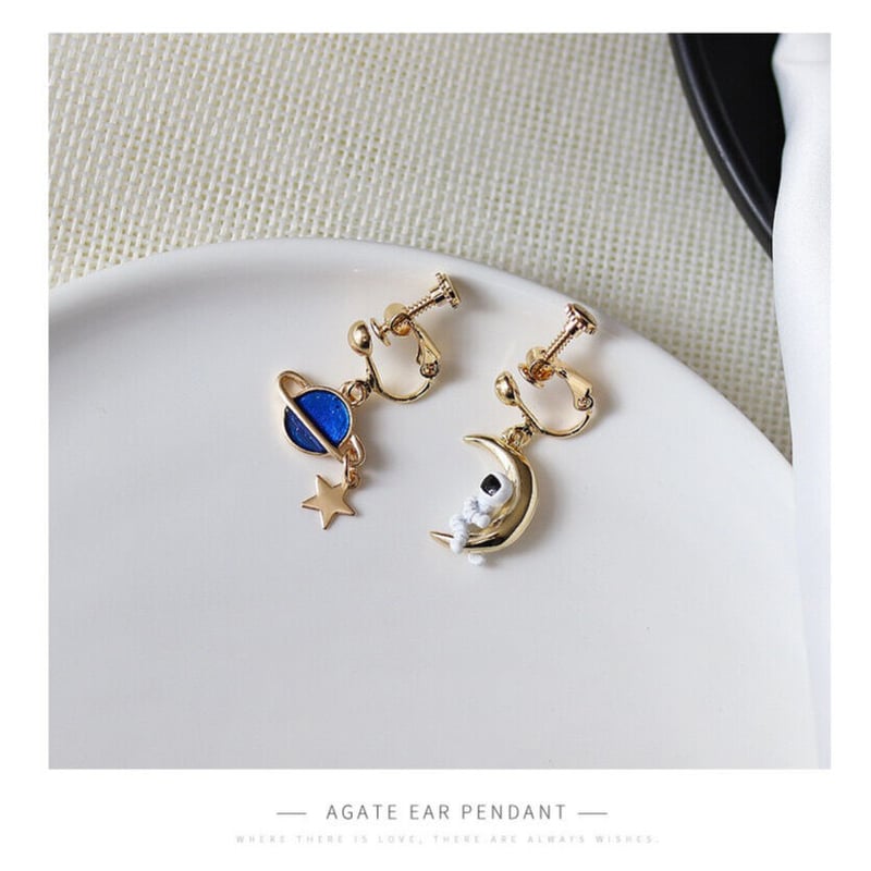 オーダー商品】 水星＆宇宙飛行士ピアス&イヤリング | Airpods Case Store