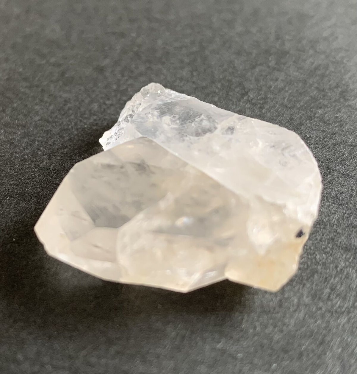 長野県甲武信鉱山　日本式双晶付き水晶クラスター Japantwin　国産水晶 長野県甲武信鉱山 日本式双晶付き水晶クラスター Japantwin 国産水晶