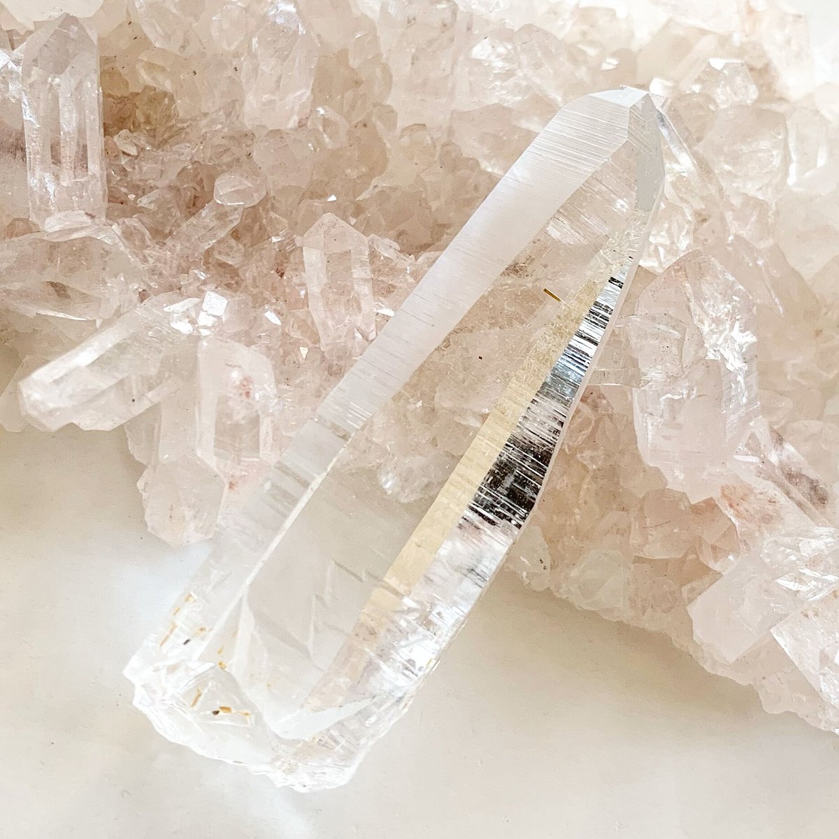 【 レムリアンクォーツ / コロンビア産 】 岡山のパワーストーン、風水・開運グッズのお店 龍祥本舗 / コロンビア