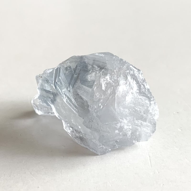 セレスタイト　ジオート　原石 セレスタイト・クラスター・ジオード Blue Cave マダガスカル産