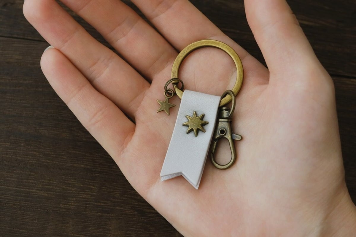 OFF-WHITE ストライプ レザー キーホルダー 楽天市場】Off-White オフホワイト HYBRID INDUSTRIAL KEYSTRAP