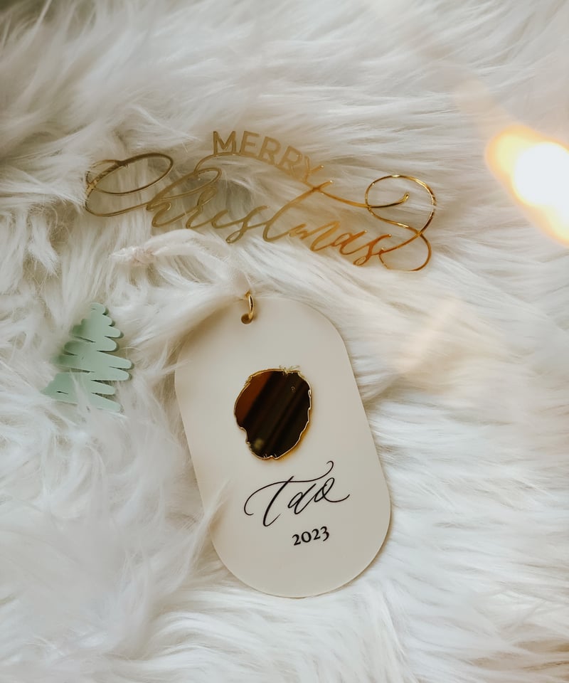 横顔キーホルダー 似顔絵キーホルダー | micalligraphy & design