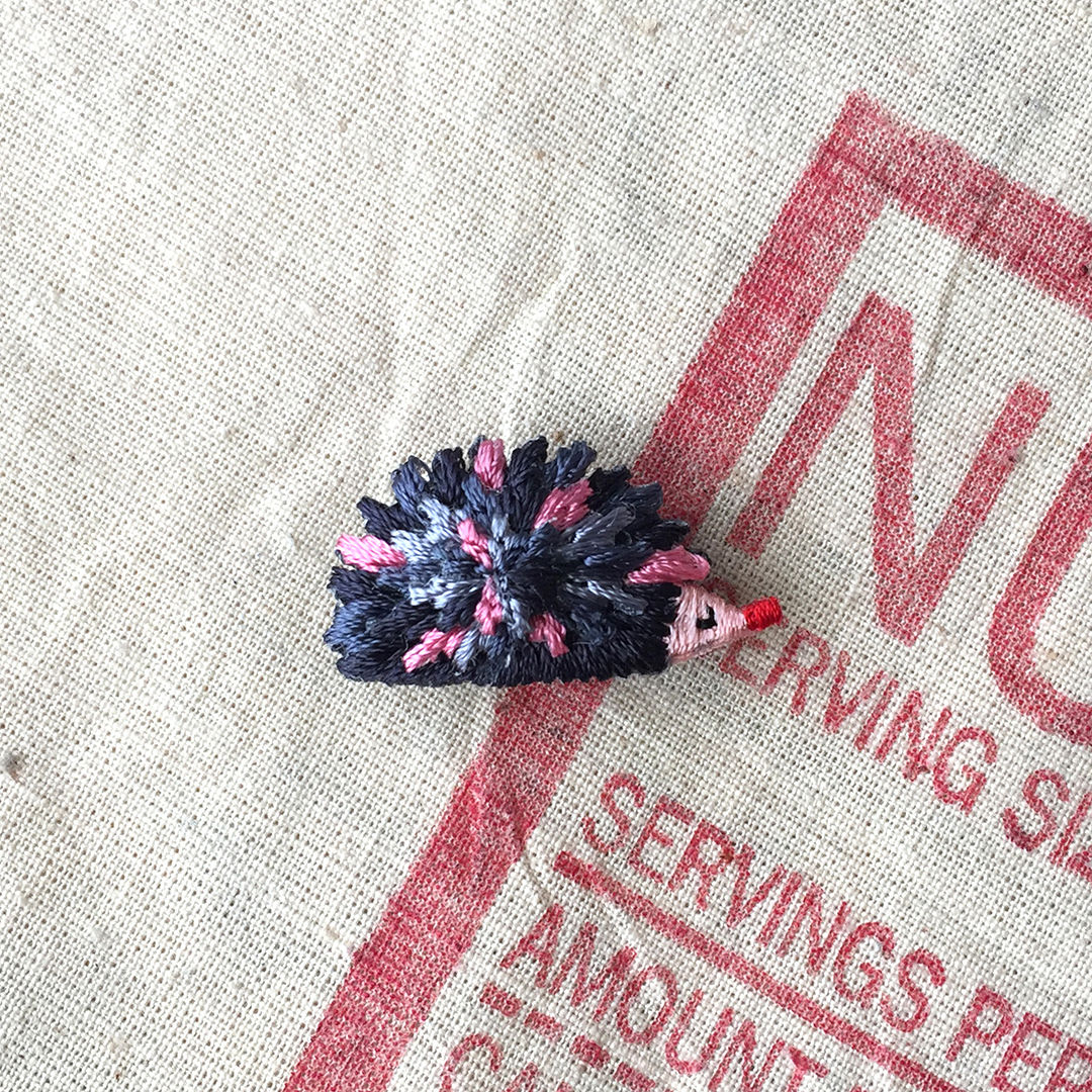 CUTOUT PINS / カットアウト・ピンズ 「HEDGEHOG」 | BAD COMPA