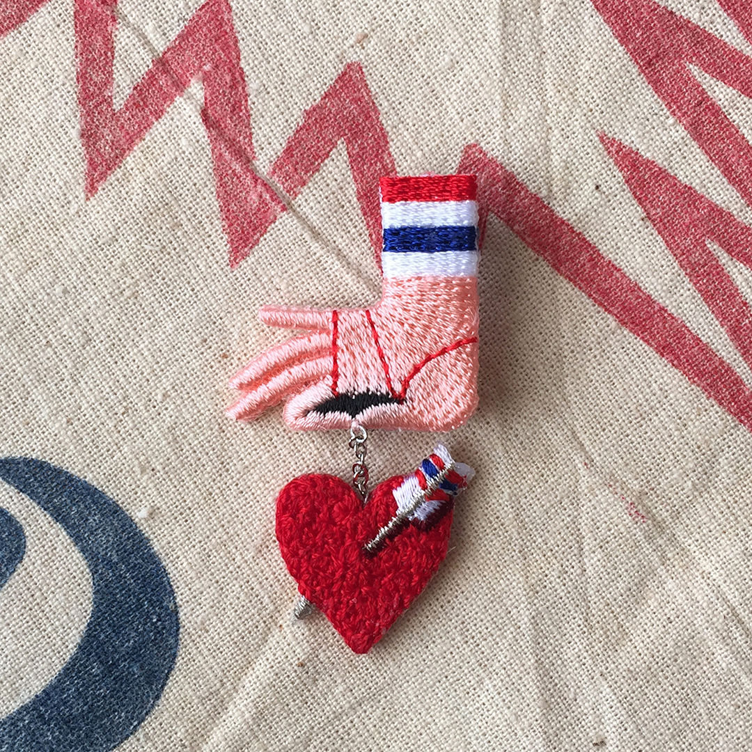 CUTOUT PINS / カットアウト・ピンズ 「NEW ARROW」 BAD COMP...