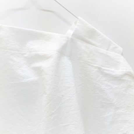 TWIST LAPEL TOP<WHITE>