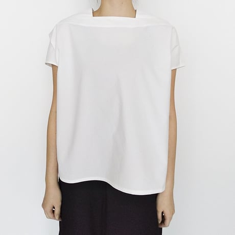 TWIST LAPEL TOP<WHITE>