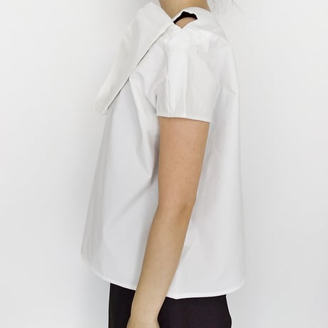 TWIST LAPEL TOP<WHITE>