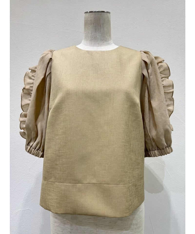 フリルスリーブブラウス 601467 / CYAN tokyo | CALENDRIER on