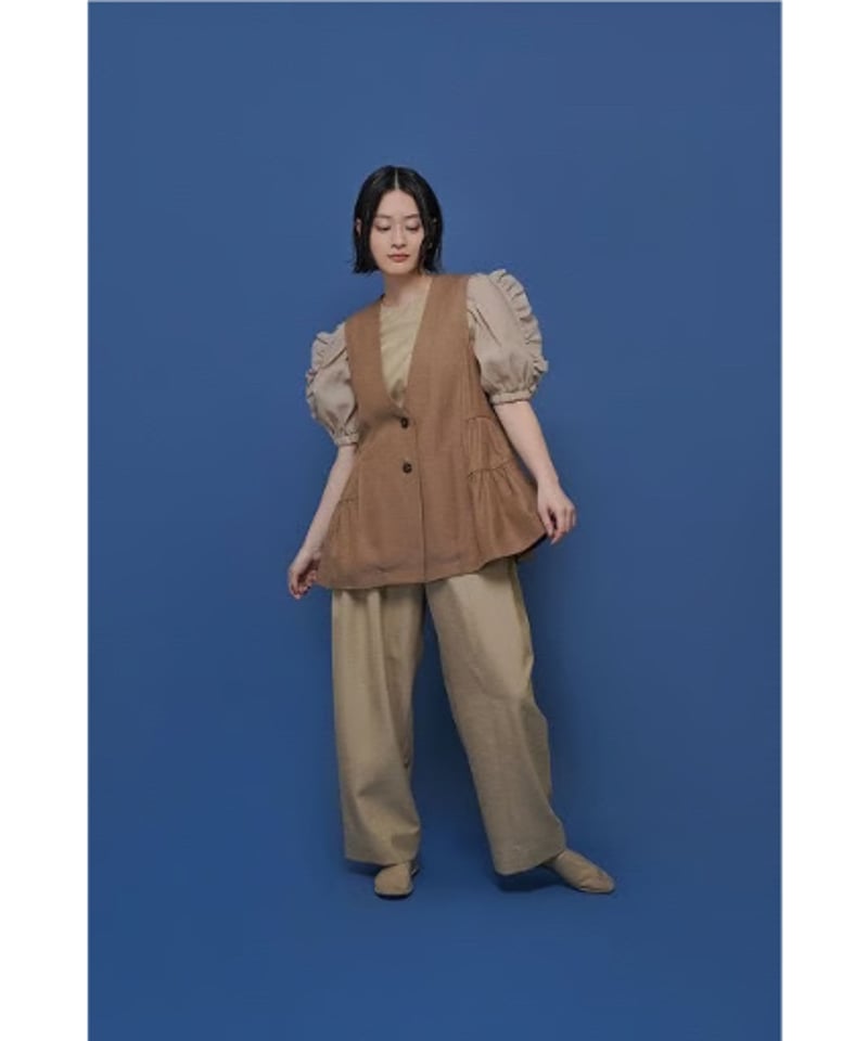 フリルスリーブブラウス 601467 / CYAN tokyo | CALENDRIER on