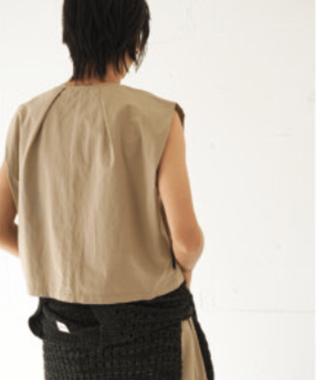 SLEEVELESS SHIRT　Y262-11040　/ YENN