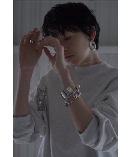 Cast chain earring / seadsmara