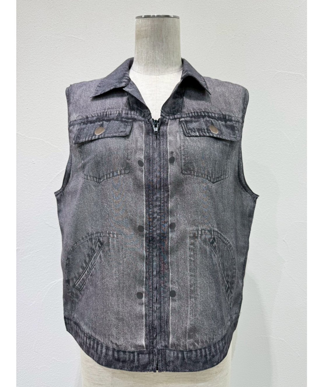 デニム転写シフォンベスト 601463 / CYAN tokyo | CALENDRIER