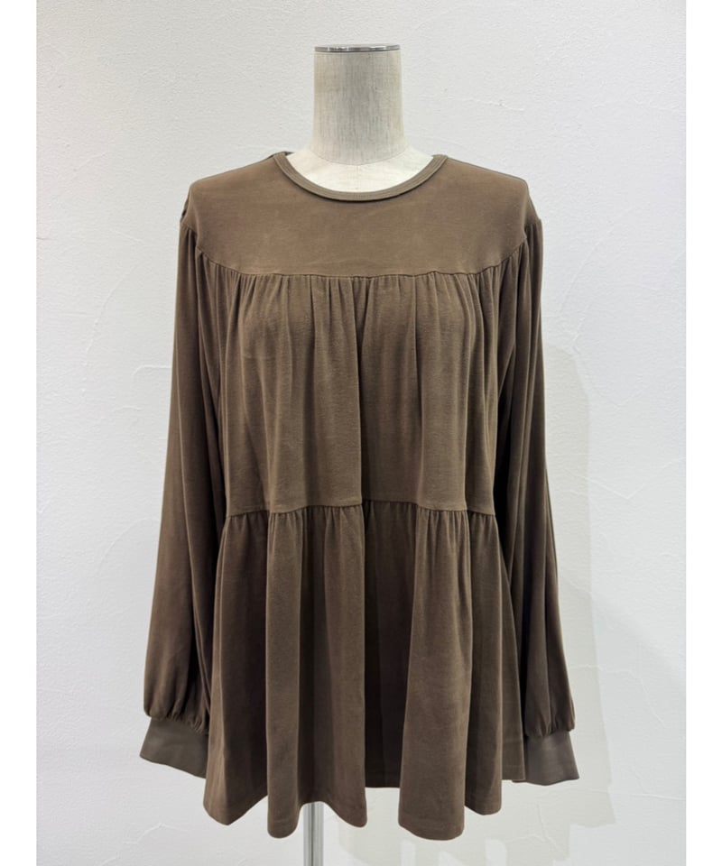 【ミルク】CYAN TOKYO Aラインティアードウォームトップス ミルク】CYAN TOKYO Aラインティアードウォームトップス Aライン