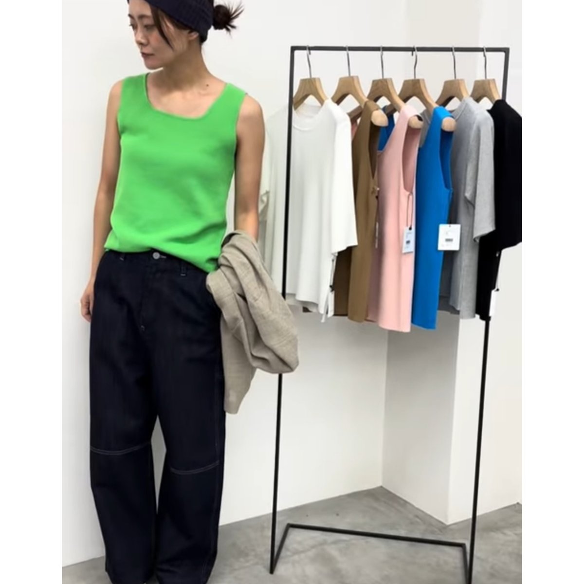 CLOCHE(クロッシェ)ケープニット ジップ ケープ　 チャコール fit=scale-down,w=1200