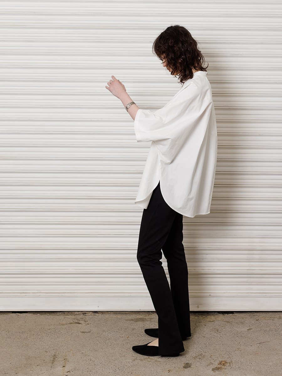 再再販✨YENN 】FRONT SLIT LEGGINGS | CALENDRIER on