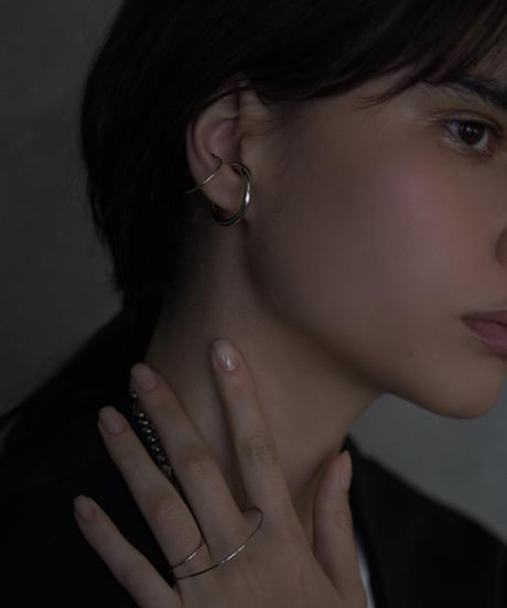 Pipe ring earcuff earring Medium