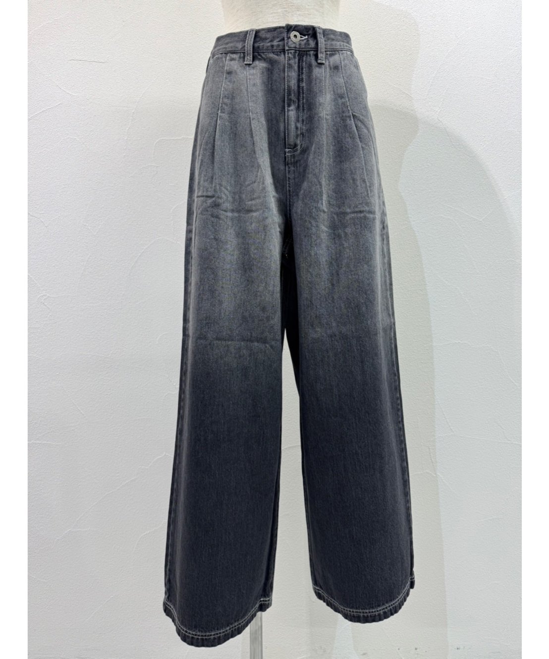 新品　ISOOK グラデーションデニム I-SOOK ジーンズ デニム デニムパンツ グラデーションデニム