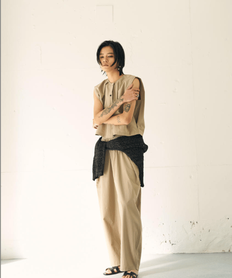 SLEEVELESS SHIRT　Y262-11040　/ YENN