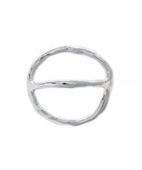 Anchor chain motif brooch