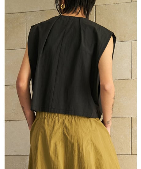 SLEEVELESS SHIRT　Y262-11040　/ YENN