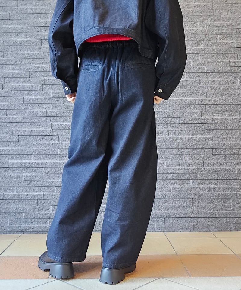 土日限定価格！　ungrid カーブルーズデニム 今期 Ungrid（アングリッド） ジーンズ デニム デニムパンツ カーブルーズ