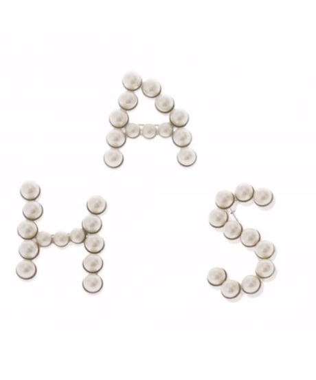 Alphabet brooch / Sea'ds Mara
