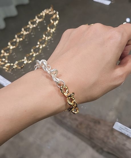 Knot hoop bracelet 26A3-44 / Sea'dsMara