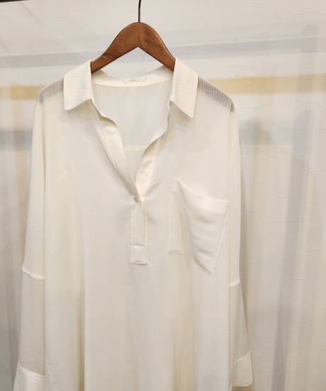 535910 クレープスキッパーブラウス / cafune