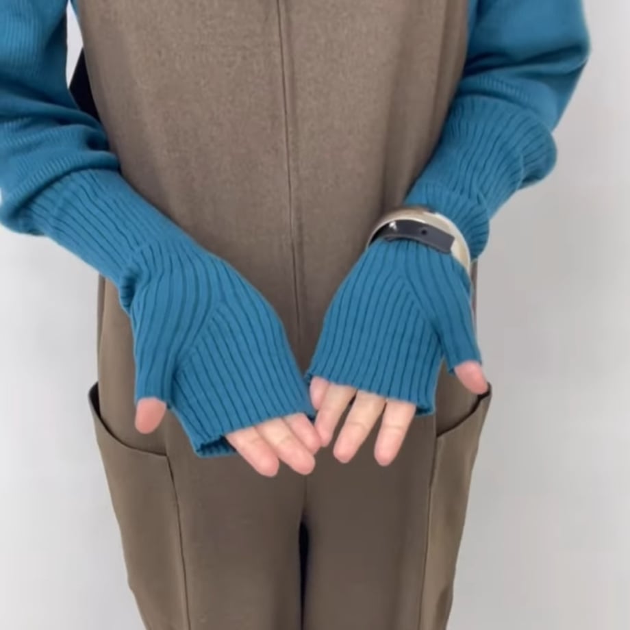 65585e1d75886119575d9cf6