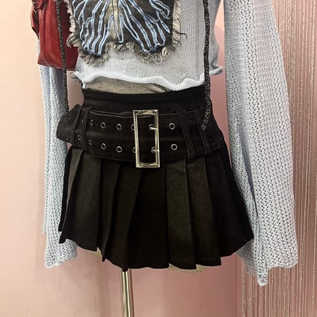 【B24424】ベルトデザインプリーツデニムスカート（ブラック）